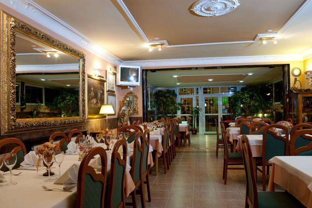 זאגרב Hotel Vila Tina מראה חיצוני תמונה