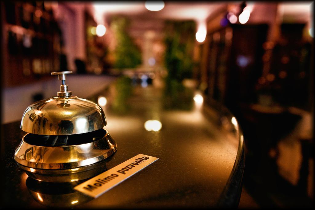 זאגרב Hotel Vila Tina מראה חיצוני תמונה
