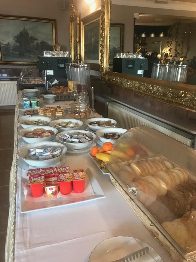 זאגרב Hotel Vila Tina מראה חיצוני תמונה