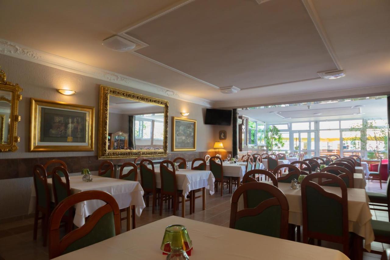 זאגרב Hotel Vila Tina מראה חיצוני תמונה