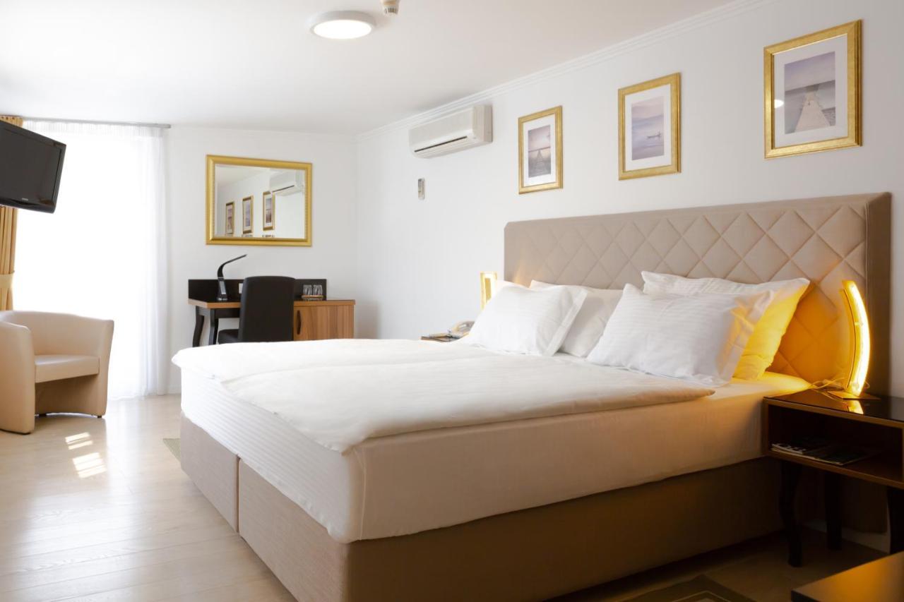 זאגרב Hotel Vila Tina מראה חיצוני תמונה