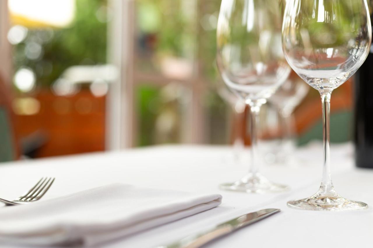 זאגרב Hotel Vila Tina מראה חיצוני תמונה